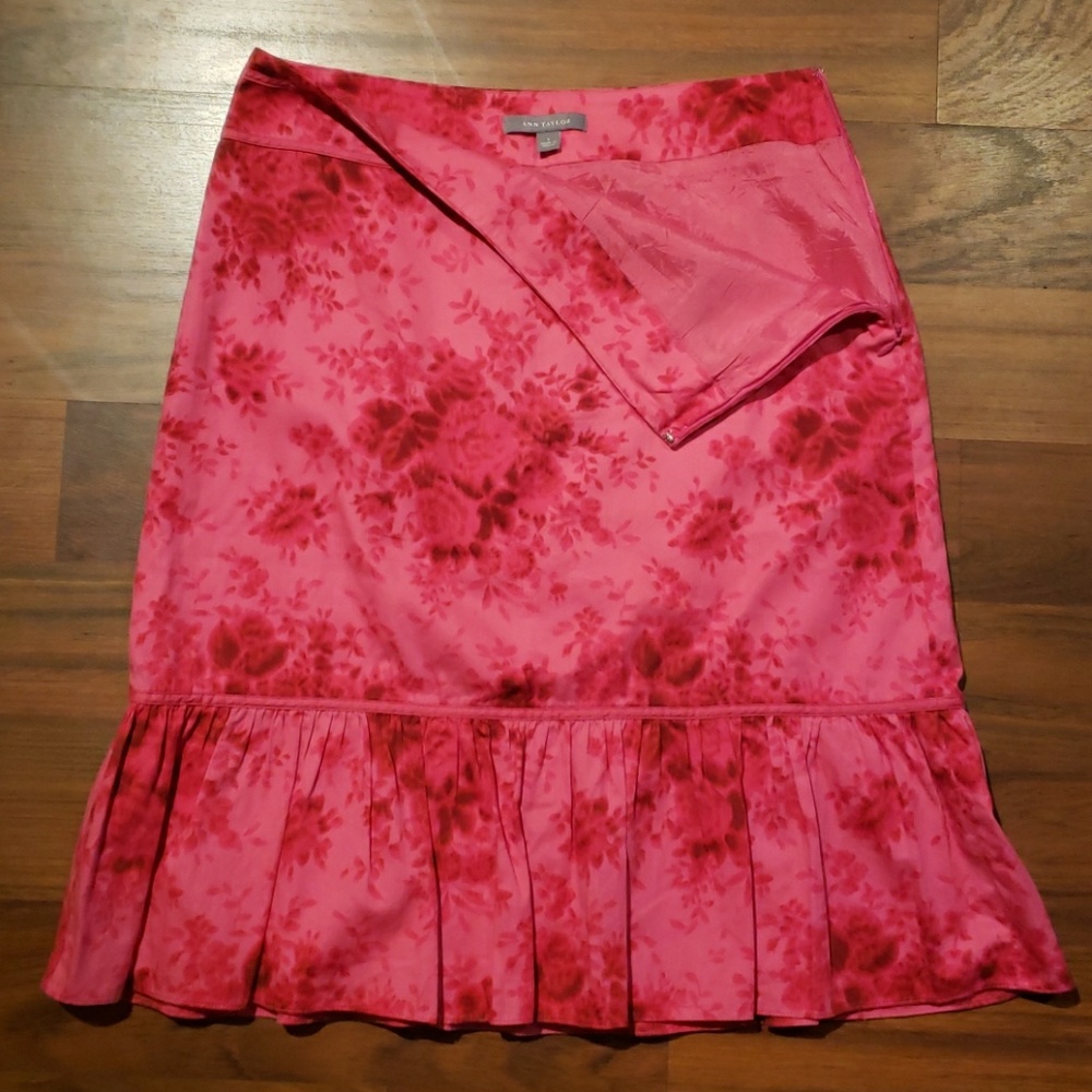 Ann Taylor Skirt